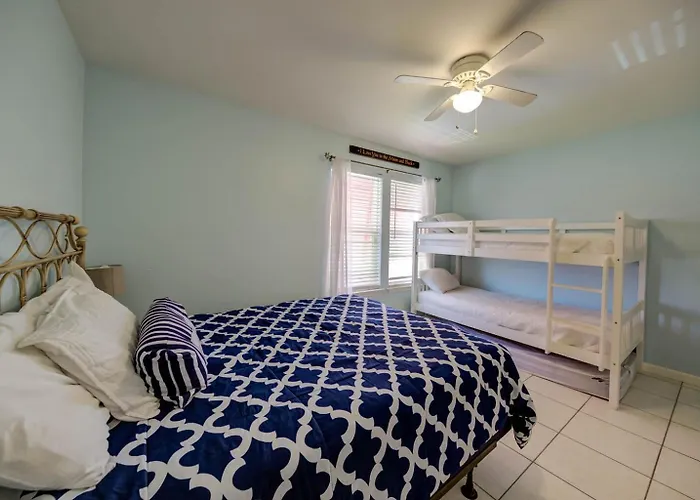 Holiday home Sandy Feet Retreat By Collection