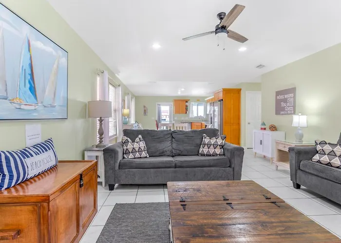 Sandy Feet Retreat By Collection Holiday home Gulf Shores